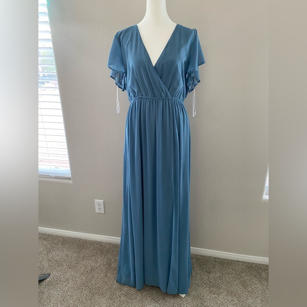 Lulus ‘Lost in the moment’ slate blue maxi dress size XL.